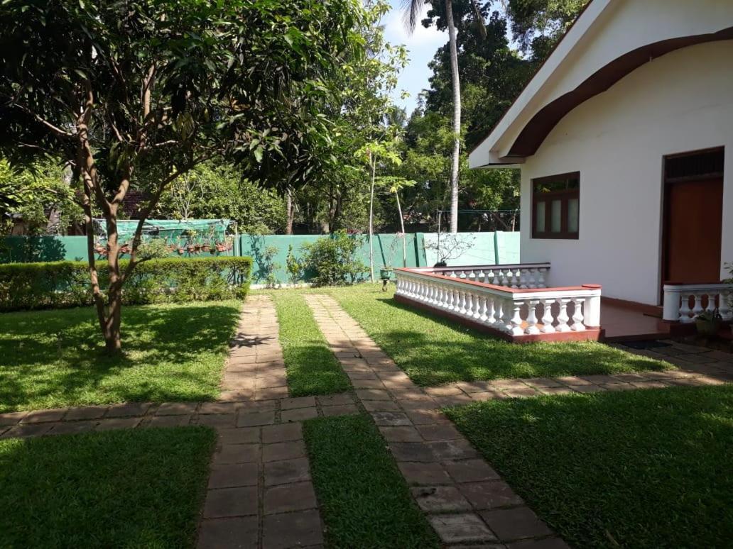 Gudsmith Home Negombo Eksteriør bilde